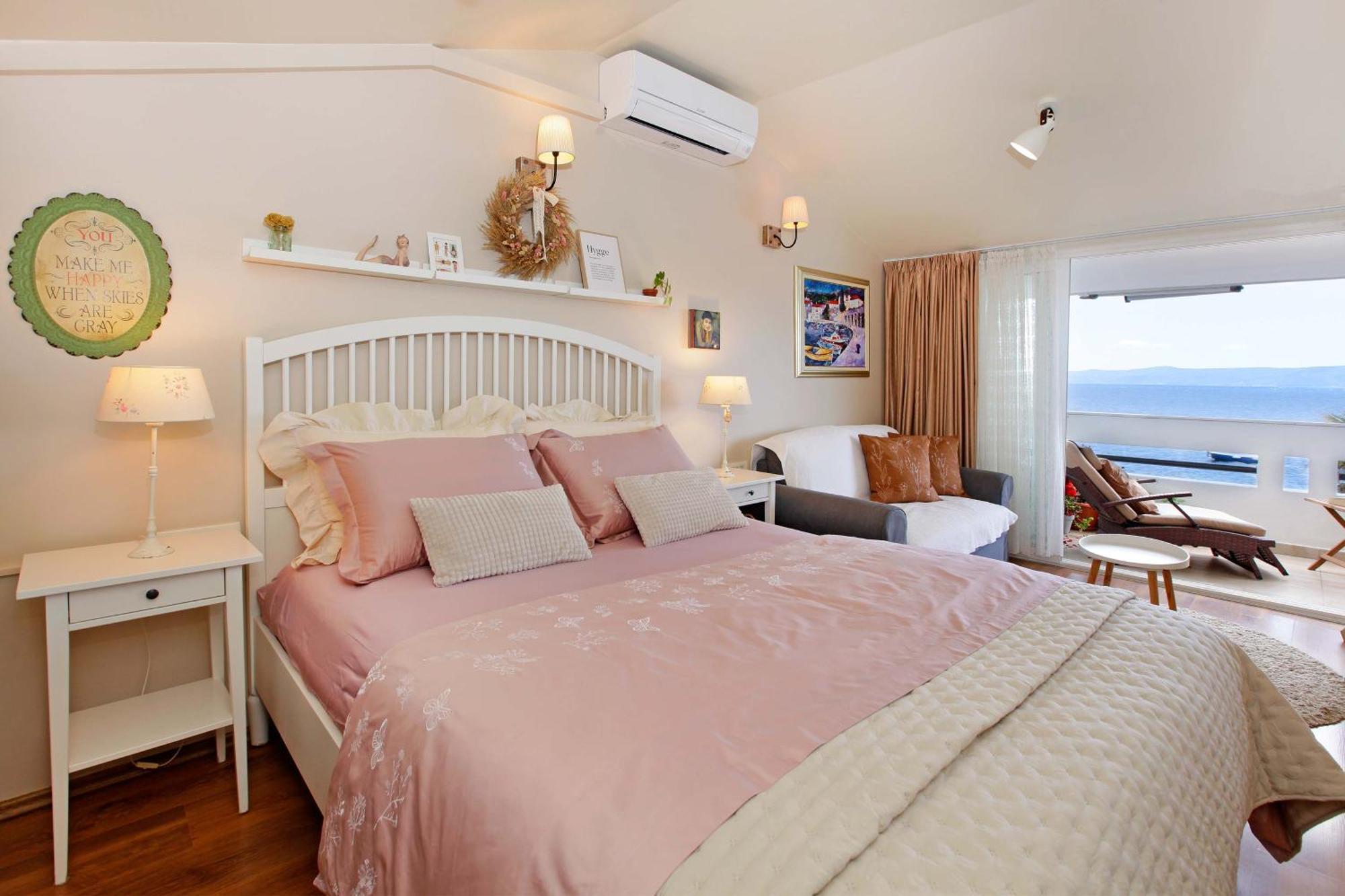 Amazing Waterfront Apartments Bol Exterior photo